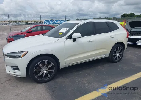 2021 Volvo Xc60 T5 Inscription z USA, uszkodzony, nr VIN YV4102DL5M1887032